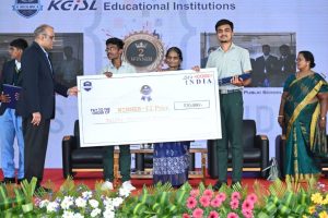 Read more about the article Young Software Developers