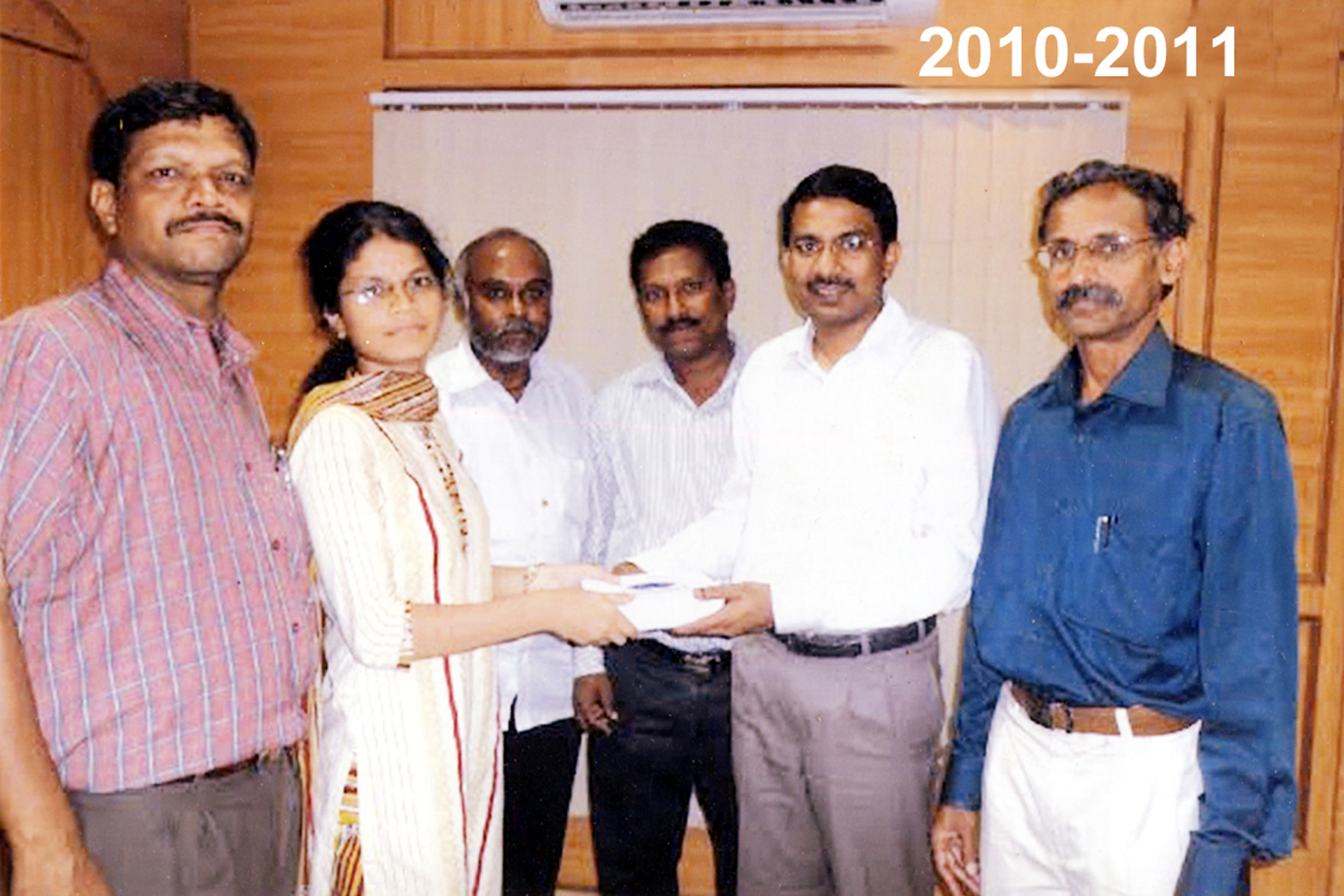 Read more about the article Anjana Raghavendra Kadni – 12th Std Board exam state level 3rd rank.